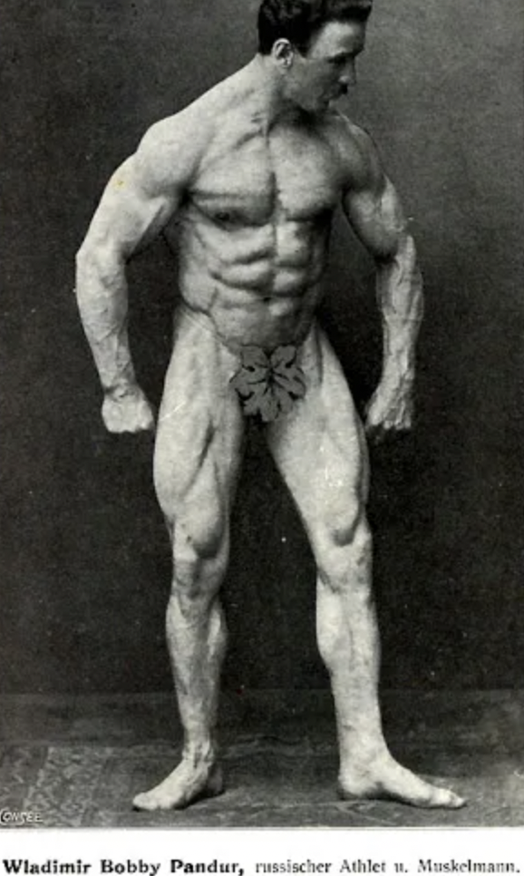20 Vintage Pics of Body Builders From the Past